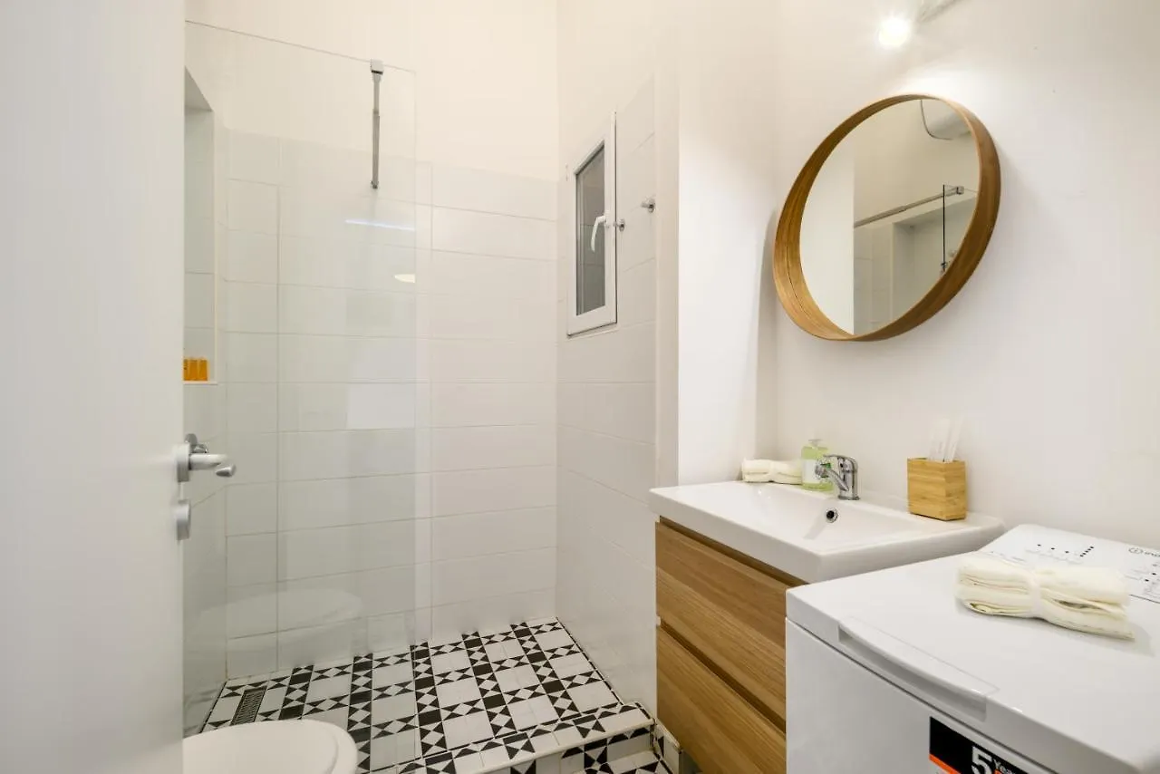 Stylish Yellow Suite In The Heart Of Budapest Apartment